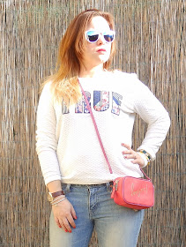 fashion blog, fashion blogger, purses in the kitchen, outfit post, felpa con scritta, stradivarius, zara, Excape, occhiali da sole camo, mini bag, orologio Millelire, Millelire, Forever 21, Levis, boyfriend jeans, 