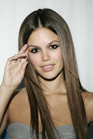 Rachel+Bilson+new+pic+03