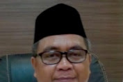 Bupati Aceh Barat H Ramli MS Menyesalkan Kegiatan Seni Budaya Rapai Saman Yang Digelar Di Halaman Masjid Raya Baiturrahman Banda Aceh,