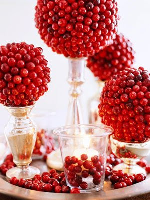 They also make great centerpieces for a Christmas wedding buffet
