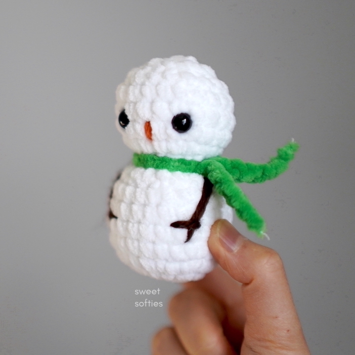 Jolly the Snowman Amigurumi Kit – Snacksies Handicraft