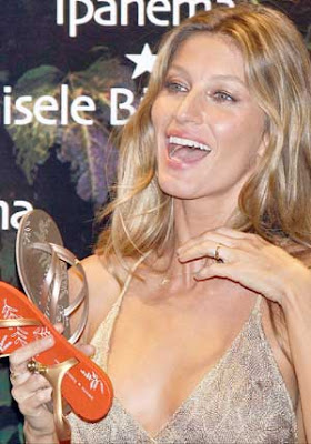 Gisele Bundchen Promoting New Ipanema Sandals Photos