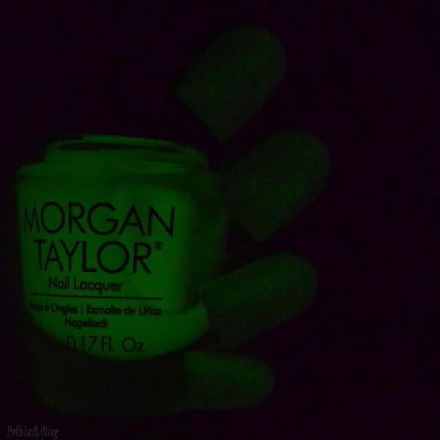 glow in the dark polish