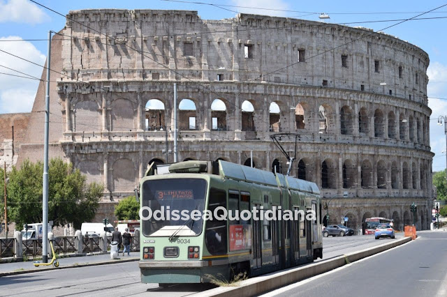 Rinnovo dei binari al Colosseo