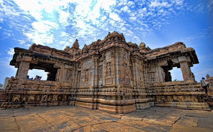 Explore Karnataka-The Virupaksha Temple, Pattadakal.