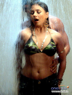 Mahima Chaudhry Bollywood Hot Actress Photos