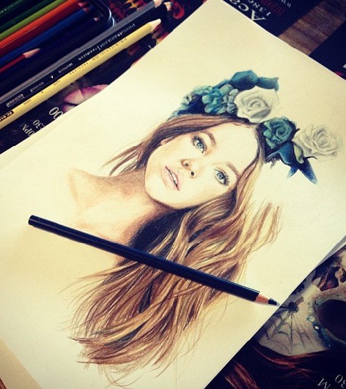 pencil drawing portraits by Elle Wills