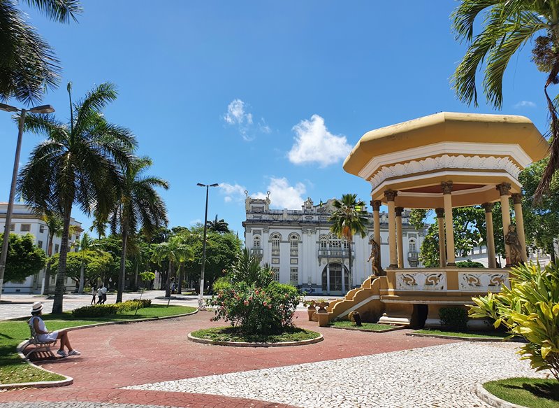 Praça Olimpo Campos