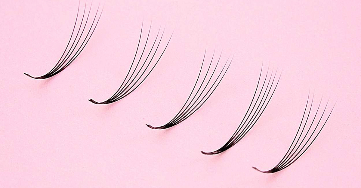 What exactly are CC curl lashes?