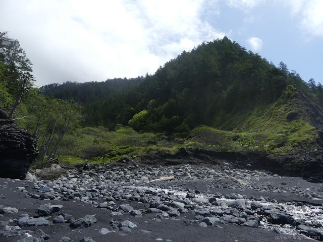 148: creek and green hills