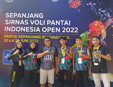 Tim Voli Pantai UTP Ikut Serta Dalam Turnamen Sirnas Voli Pantai Indonesia Open 2022 