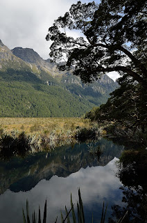 Mirror Lake in Eglinton Valley in New Zealand