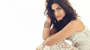  latest Sonam Kapoor photos including wallpaper