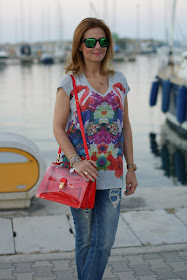 Summer outfit, Oakley mirror sunglasses, flamingo blouse, Marc by Marc Jacobs transparent bag, Fashion and Cookies