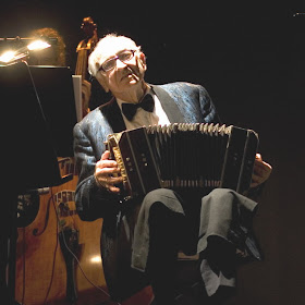 Alfredo Marcucciy su bandoneon