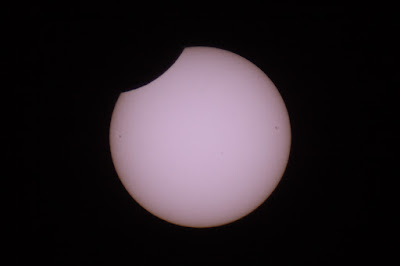 Eclipsi de sol parcial - 25/10/2022