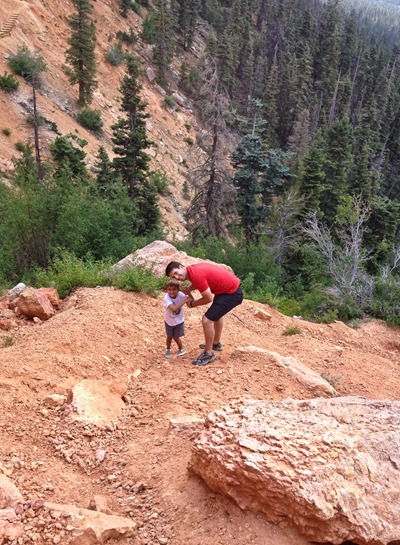 wes.nate on hike (1 of 1)