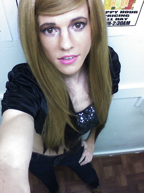 Tgirl sexy pink lips