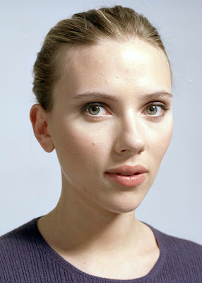 Scarlett Johansson is looking pretty