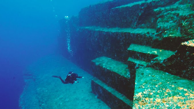 The Submerged Ruins of Yonaguni • Aliens from the Past   