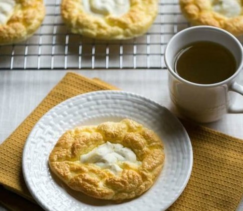 Cloud Bread Cheese Danish – Egg Fast #lowcarb #ketodiet