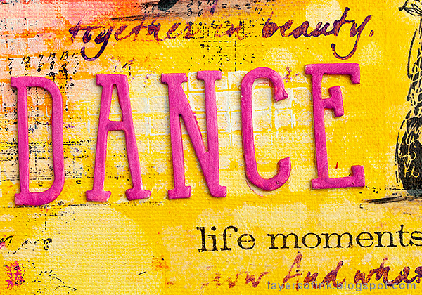 Layers of ink - Mixed Media Layers with Stencils and Stamps Canvas Tutorial by Anna-Karin Evaldsson, with Tim Holtz Sizzix Broadway