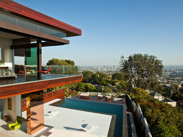 Picture of the city view from the upper floor of the Sunset Plaza Drive Residence