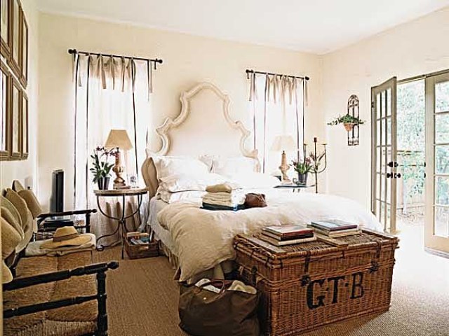 French Style Bedrooms Ideas