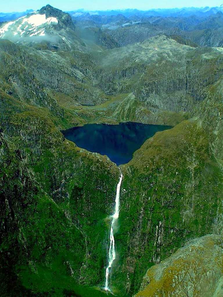 Sutherland Falls, Fiordland National Park, New Zealand