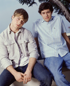 benjamin mckenzie and adam brody pose for promo O.C photo