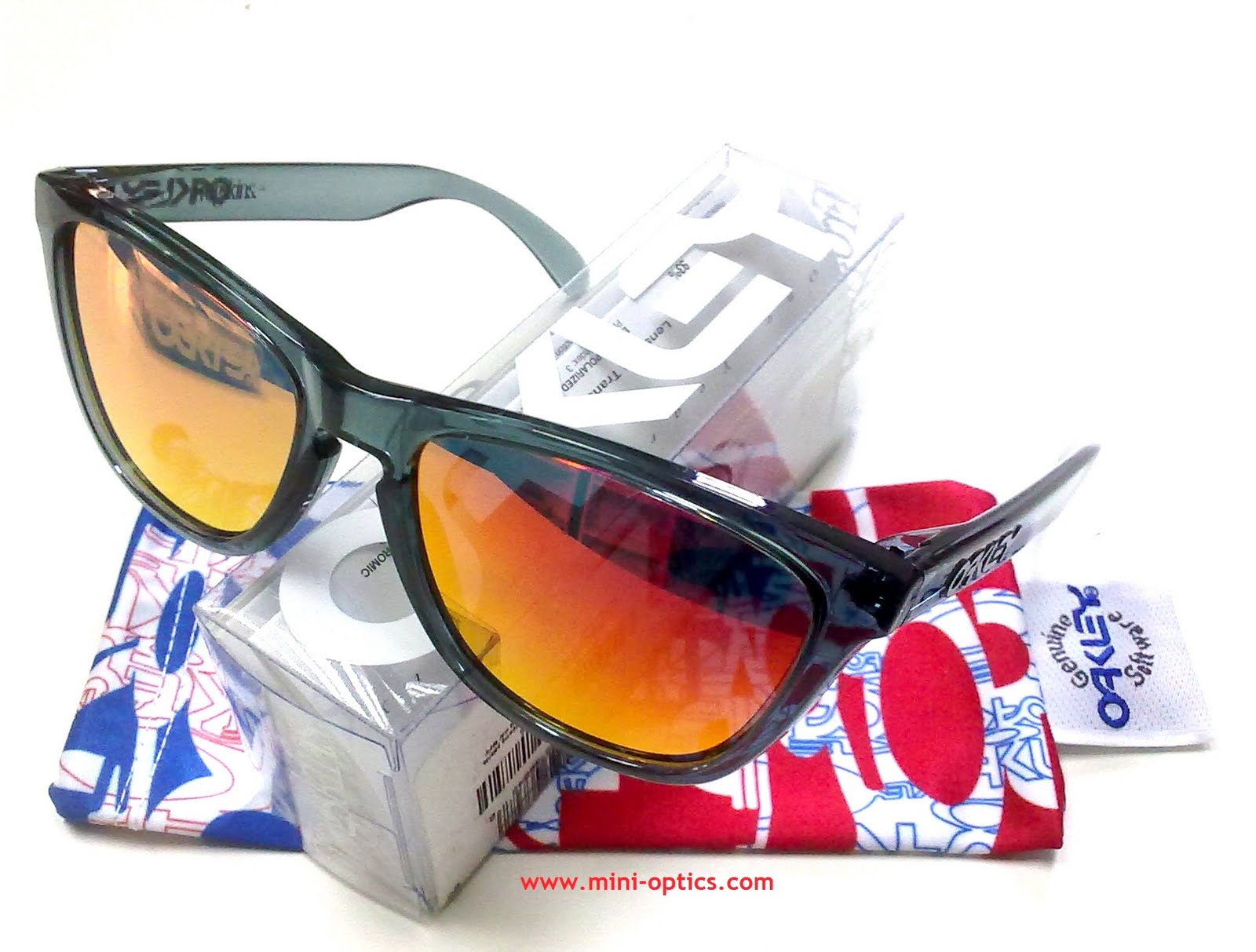 MINIoptics - Malaysia Online Sunglasses Collector @ Oakley / Super ...
