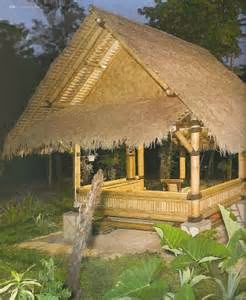 Menerima Pembuatan Rumah Bambu Gazeboo dan Saung Lesehan 