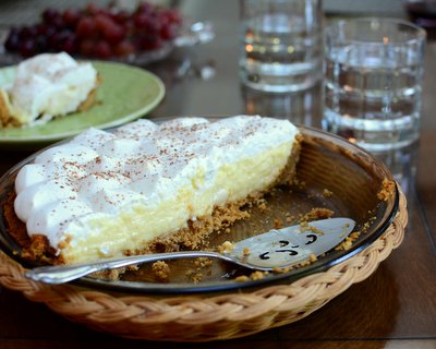 Banana Cream Pudding ♥ KitchenParade.com, one recipe for pie, pudding, parfaits and pavlova.