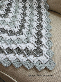 Vintage, Paint and more... close up view of the edging done on a crochet afghan done in a diamond pattern