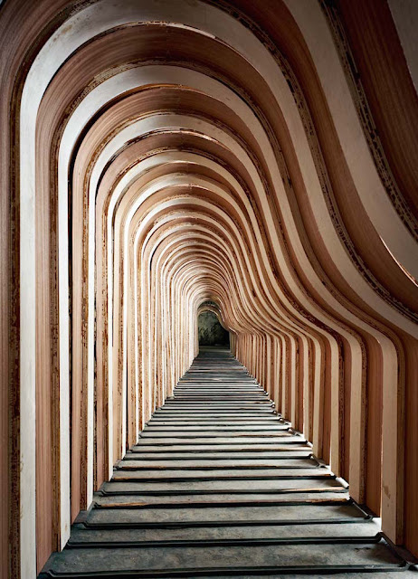 Fotos revelam o processo artesanal de fabricação dos Pianos Grand Luxo da Steinway 