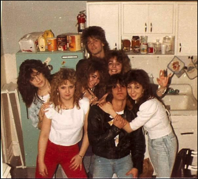 Fotografías de fans del Heavy Metal en los años 80