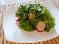 Salata verde cu verdeturi aromate a la Provence