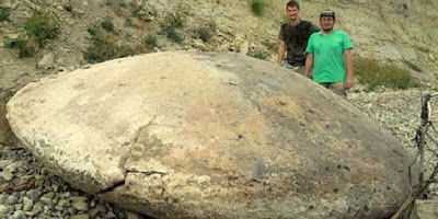 Batu Peninggalan Purbakala Paling Misterius di Dunia