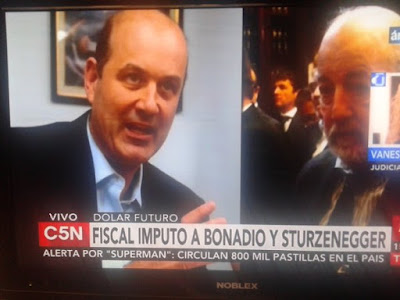 Imputaron a Bonadio y Sturzenegger en la causa por venta de dólar futuro