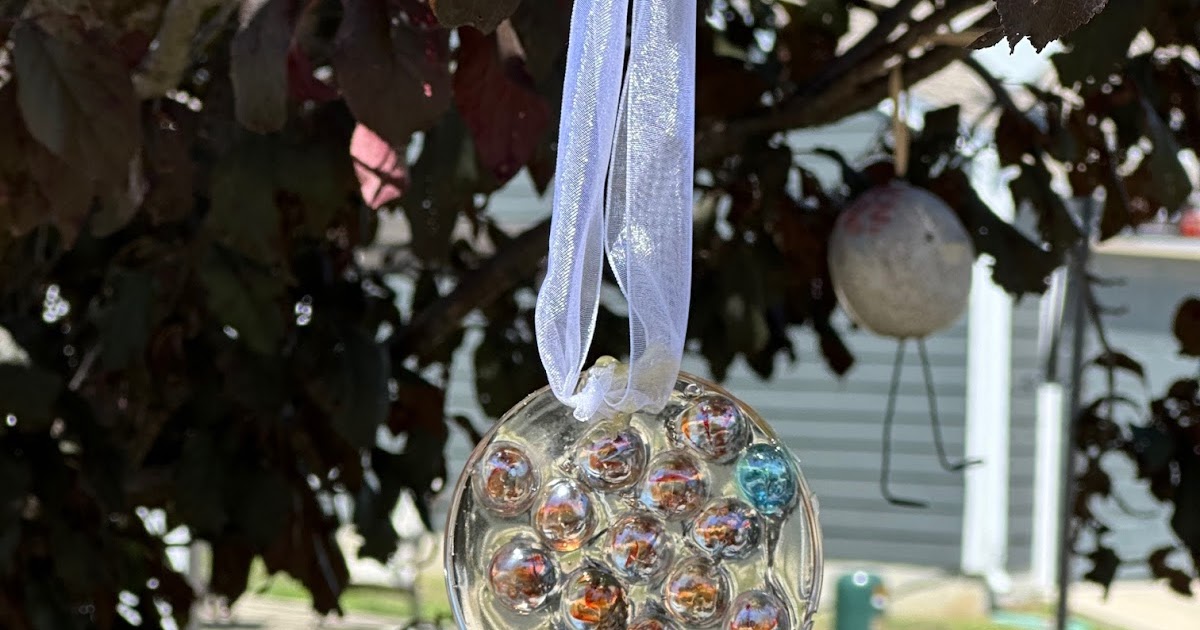 DIY Resin Suncatchers