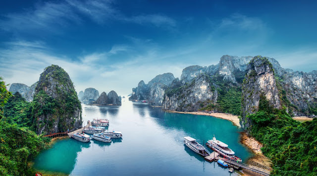 ha-long-bay-best-places-to-visit-in-vietnam