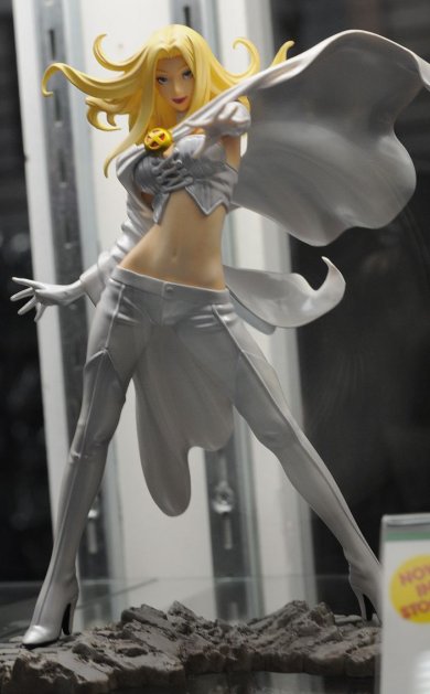 Marvel Emma Frost Diamond Version Bishoujo Statue