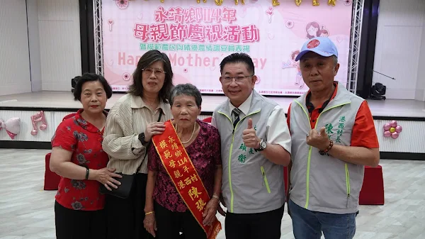 ▲永靖鄉長魏碩衛表示，母親節是感恩的節日，也是凝聚社區向心力的重要時刻，感謝所有為家庭與鄉里默默付出的每一位母親與農業英雄，永靖因他們而更溫暖、更美好。（記者林明佑攝）