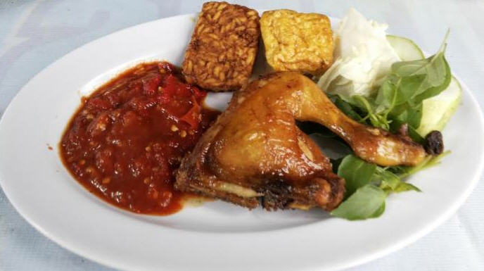 Konsep 52 Desain  Warung  Makan  Ayam Goreng