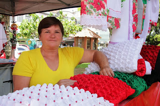 Expositora do Espaço Mulher, Jorgina Correia da Fonseca, apoiou a junção dos artesãos