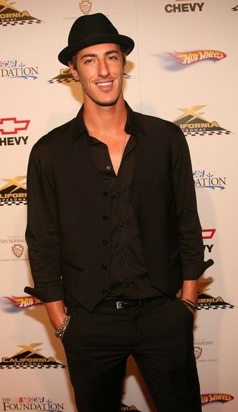 eric balfour kids incorporated. Eric Balfour Sexy Pictures