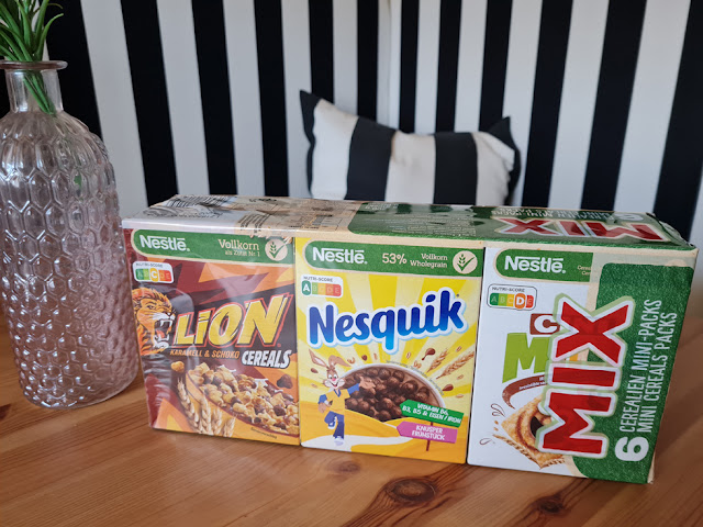 Degusta Box - August 2022 - unboxing