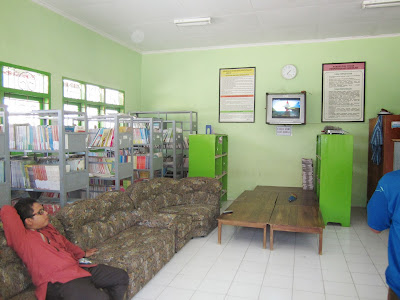 ruang perpustakaan nyaman