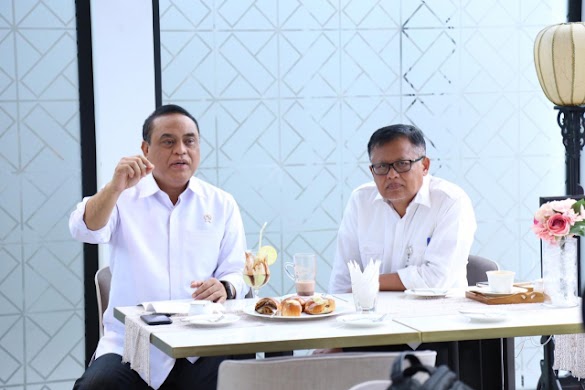 Peserta Lolos Skd Cpns Kurang Dari 10%, Menpanrb: Sedang Disusun,
Dibutuhkan Ahad Depan Permenpanrb Sudah Ditandatangani