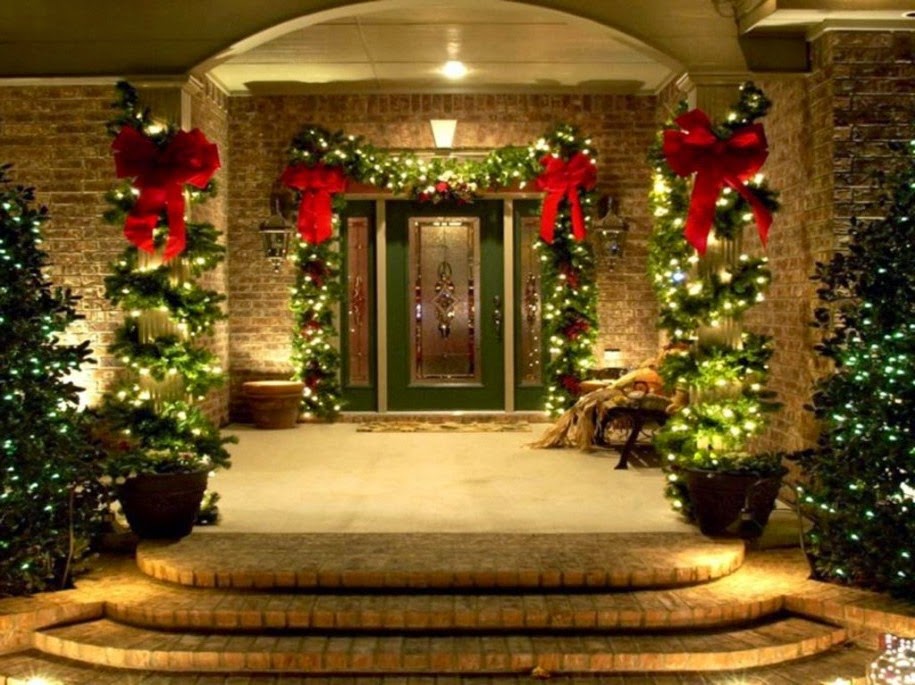 Cute Pinterest  Christmas  decor  outside